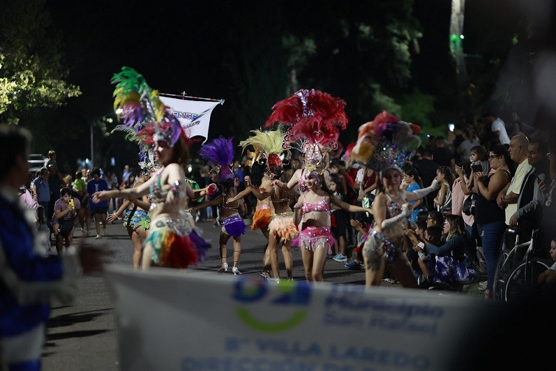  San Rafael y un carnaval a todo ritmo y color