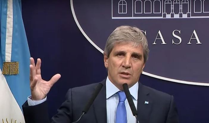 El lunes se levanta el cepo cambiario con un dólar de hasta $1.400