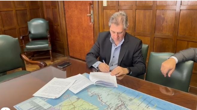 Félix consiguió que Nación transfiera los fondos adeudados para el Gasoducto de San Rafael-General Alvear