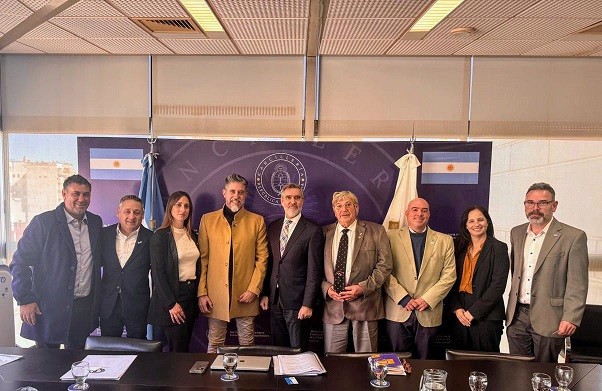 Reunión en Cancillería por los Pasos La Leñas y Pehuenche